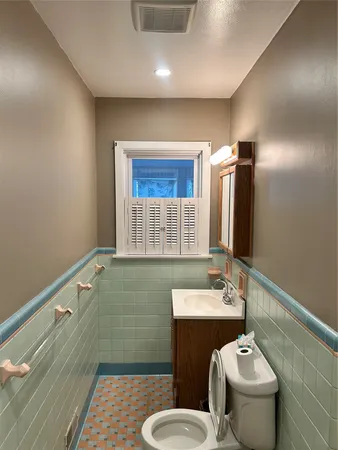 $2,700 | 74 Matthews Street, Binghamton, NY 13905