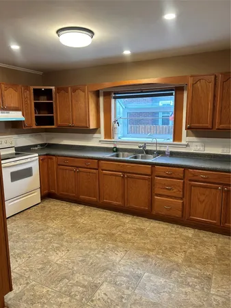 $2,700 | 74 Matthews Street, Binghamton, NY 13905