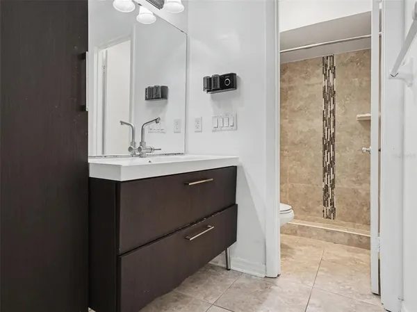 $2,300 | 7102 Harbor Heights Circle, Orlando, FL 32835