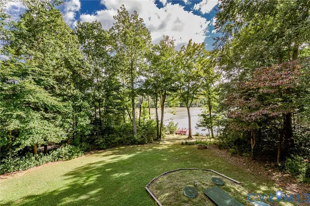 $379,990 | 7262 Lakeshore Drive, Quinton, VA 23141