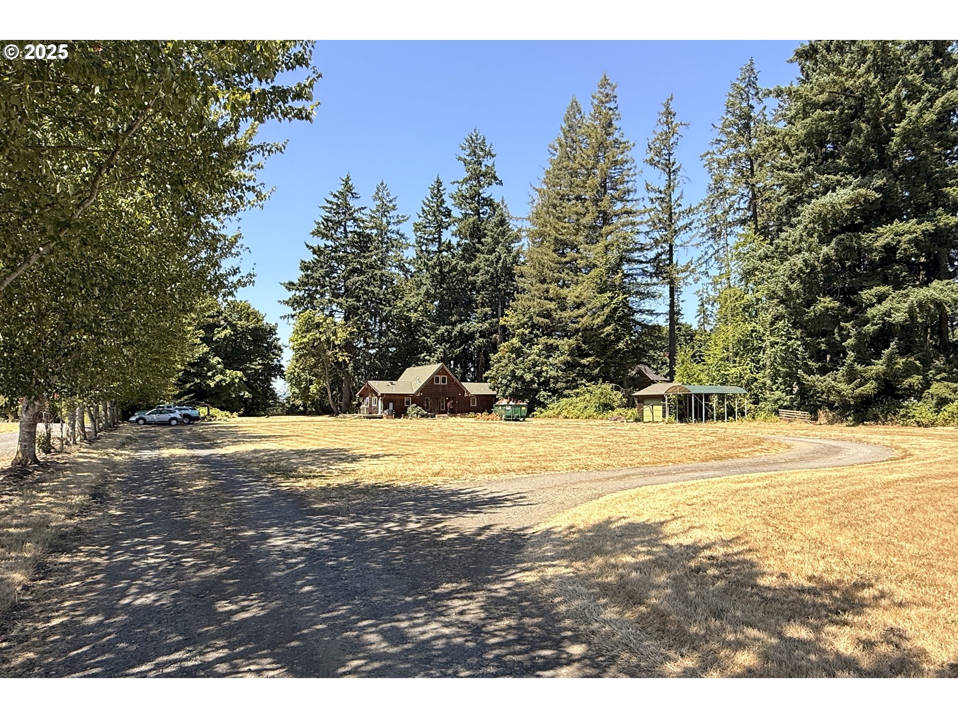 8325 Northeast Dog Ridge Road Newberg, OR 97132 - Photo 38 of 41 a view of an ocean and beach