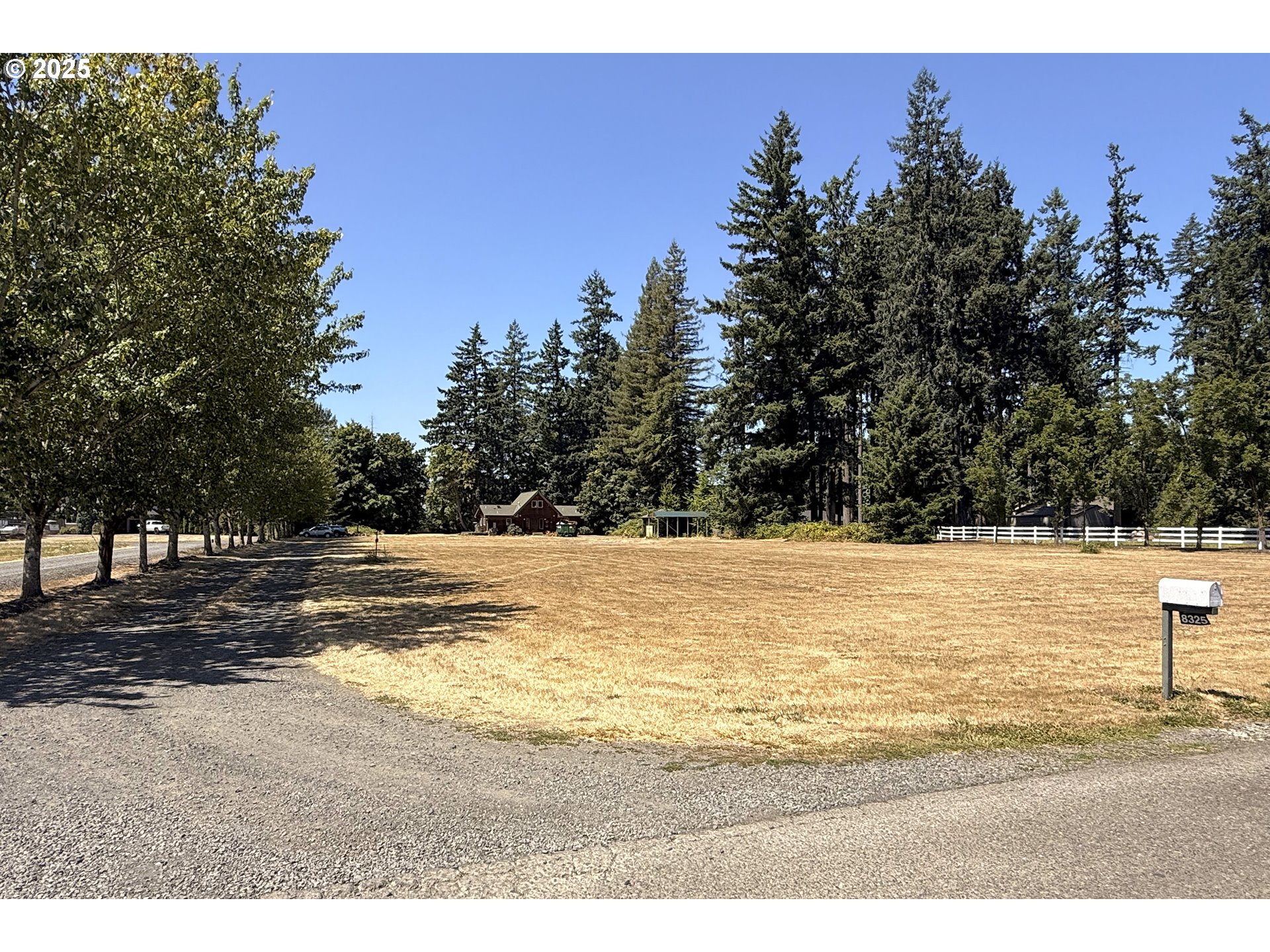 8325 Northeast Dog Ridge Road Newberg, OR 97132 - Photo 39 of 41 a view of a outdoor space