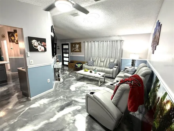$1,900 | 2122 Winningway Street, Port Charlotte, FL 33948