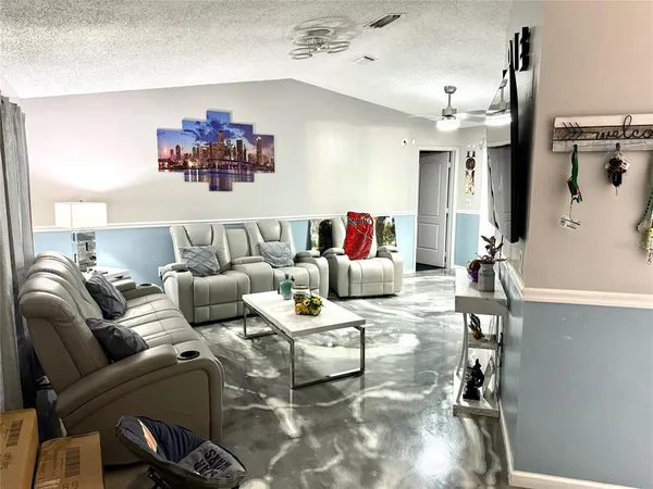 $1,900 | 2122 Winningway Street, Port Charlotte, FL 33948