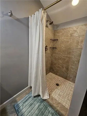 $2,800 | 2138 Donald Lee Hollowell Parkway Northwest, Atlanta, GA 30318