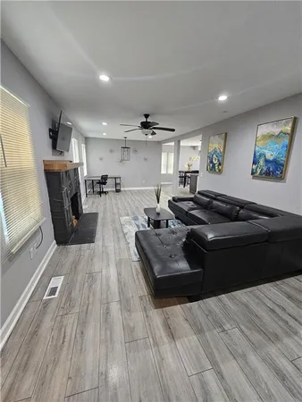 $2,800 | 2138 Donald Lee Hollowell Parkway Northwest, Atlanta, GA 30318