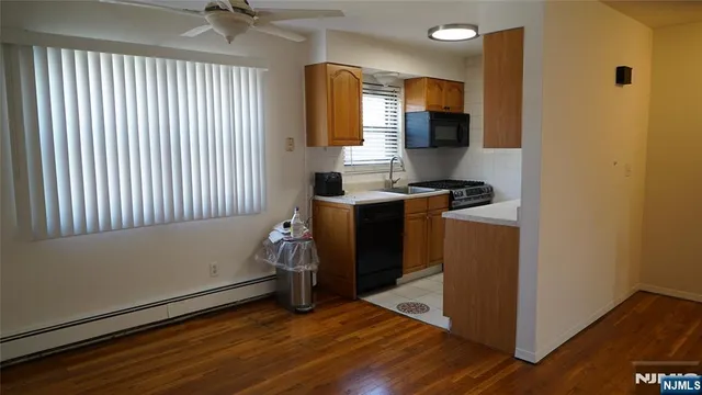 $2,400 | 403 Anderson Avenue, Unit 4B, Fairview, NJ 07022