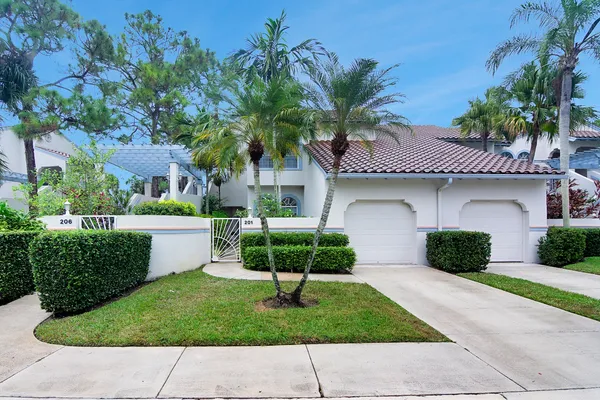 $9,500 | 201 Ryder Cup Circle South, Palm Beach Gardens, FL 33418