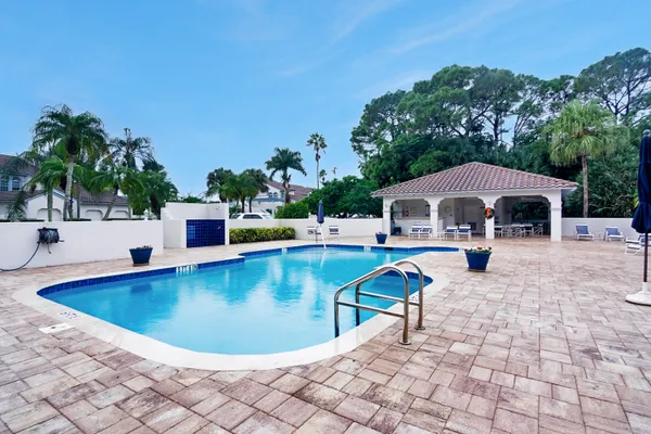 $9,500 | 201 Ryder Cup Circle South, Palm Beach Gardens, FL 33418