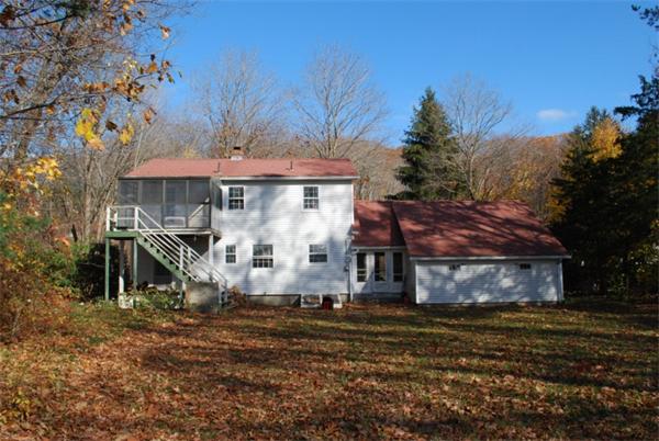 136 Gore Road Webster, MA 01570 - Photo 5 of 26