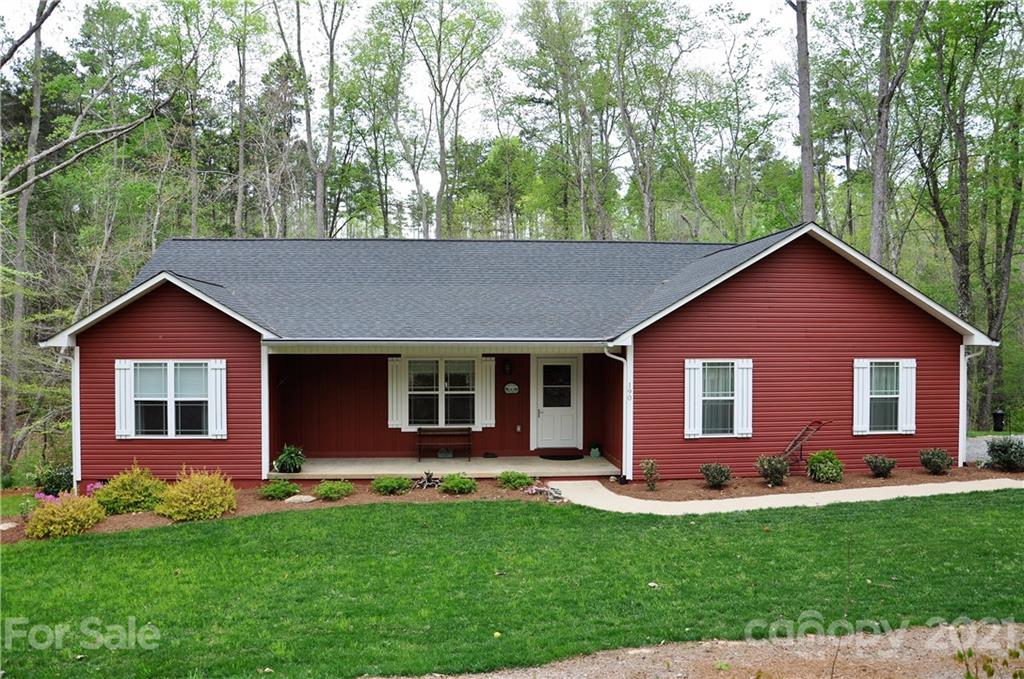 190 Firethorn Lane Rutherfordton, NC 28139 - Photo 1 of 36 Gallery Image 1