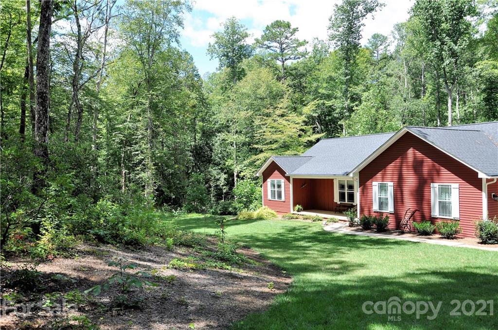 190 Firethorn Lane Rutherfordton, NC 28139 - Photo 3 of 36 Gallery Image 3