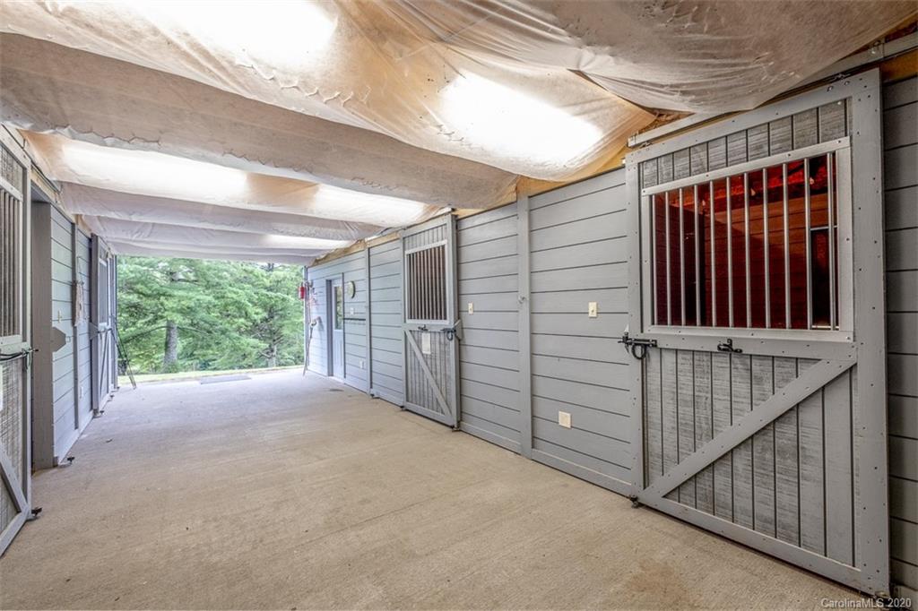 372 Slick Rock Road, Unit TR A B AND IIR Brevard, NC 28712 - Photo 27 of 46 Gallery Image 27