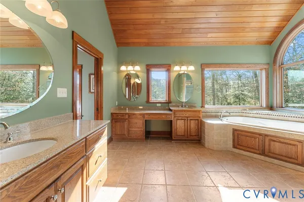 $3,280,000 | 3535 Meadow Road, Sandston, VA 23150