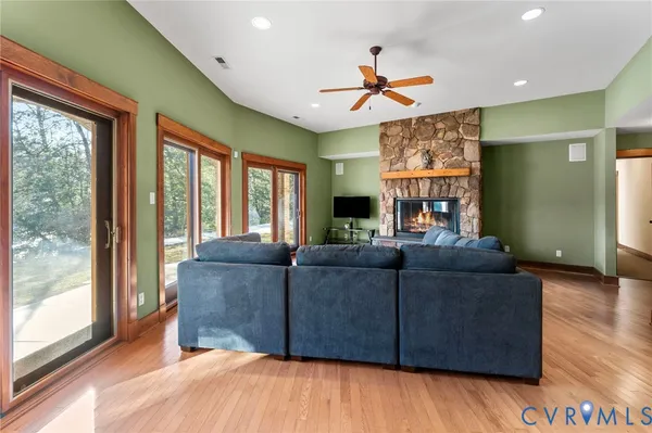 $3,280,000 | 3535 Meadow Road, Sandston, VA 23150