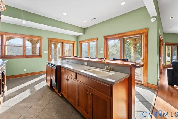 $3,280,000 | 3535 Meadow Road, Sandston, VA 23150