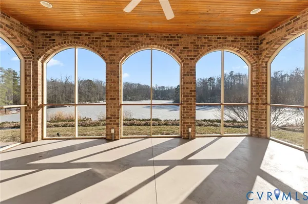$3,280,000 | 3535 Meadow Road, Sandston, VA 23150