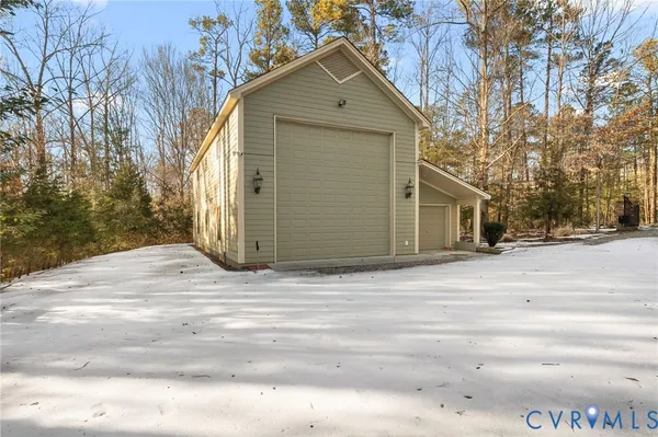 $3,280,000 | 3535 Meadow Road, Sandston, VA 23150