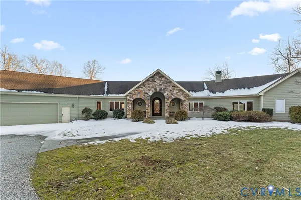 $3,280,000 | 3535 Meadow Road, Sandston, VA 23150