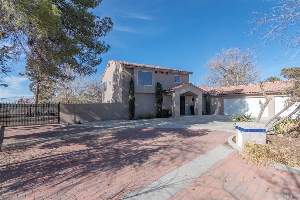 13932 Hopi Road Apple Valley, CA 92307 - Photo 1 of 1