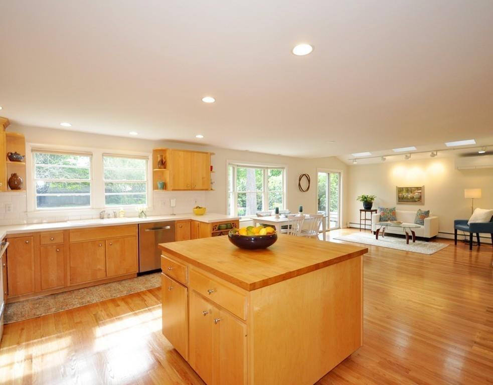 28 Powers Road Concord, MA 01742 - Photo 5 of 22