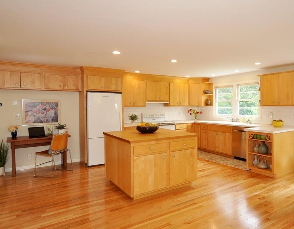 28 Powers Road Concord, MA 01742 - Photo 7 of 22