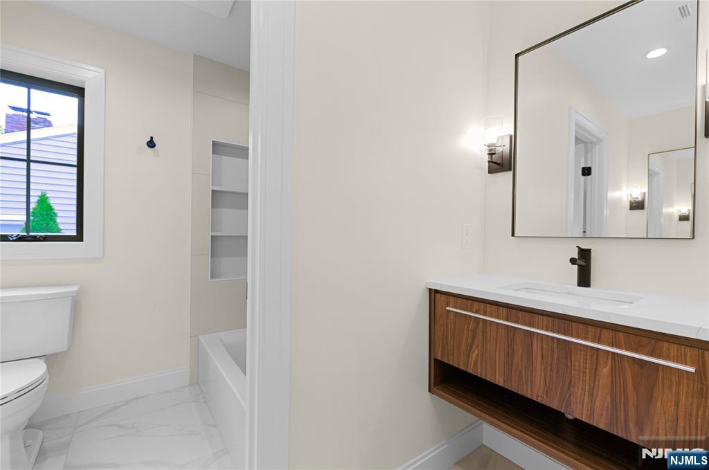 10 Radburn Road Glen Rock, NJ 07452 - Photo 29 of 38 Gallery Image 29