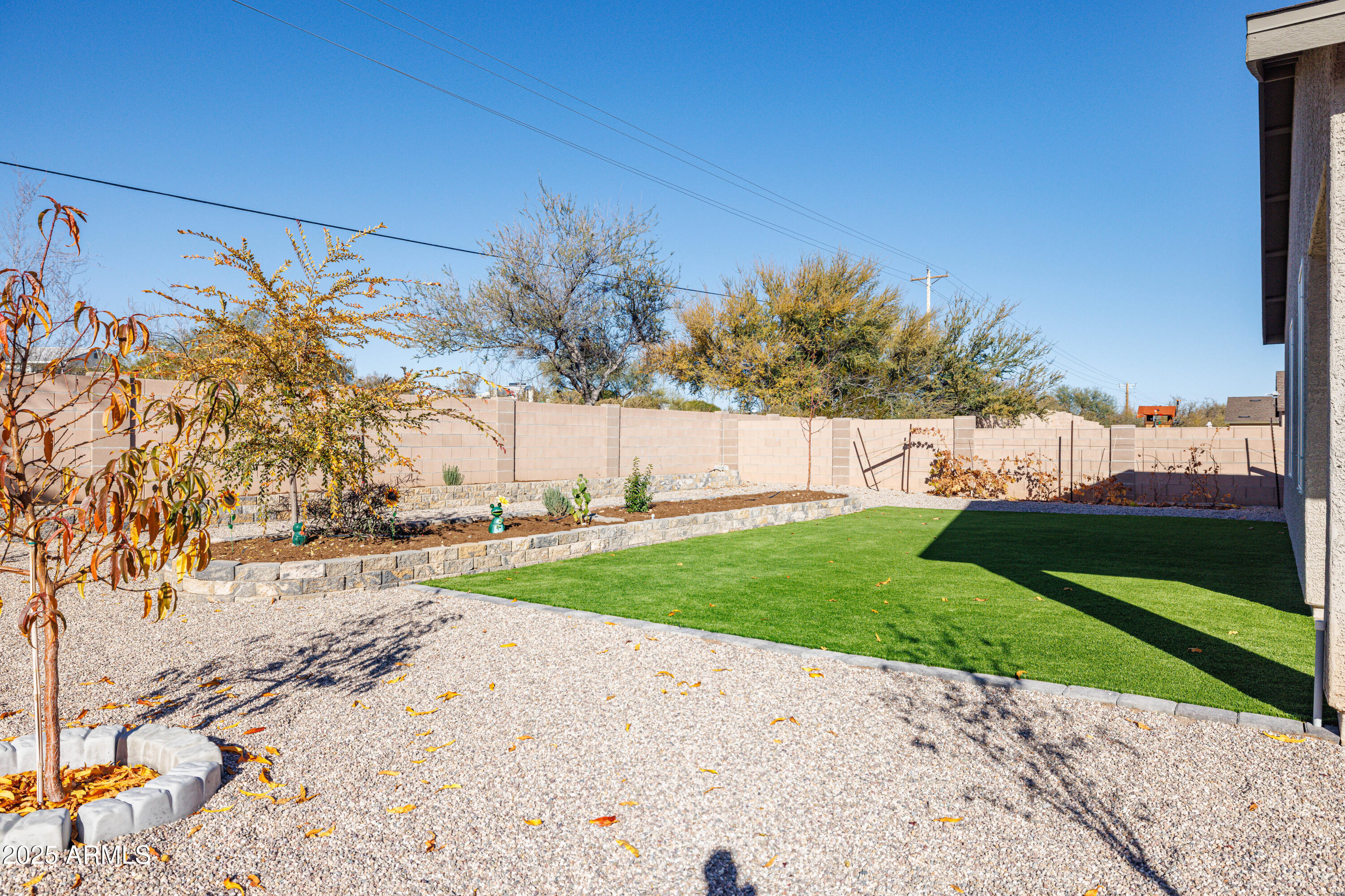 1256 South Lenora Loop Benson, AZ 85602 - Photo 31 of 34 a view of a back yard