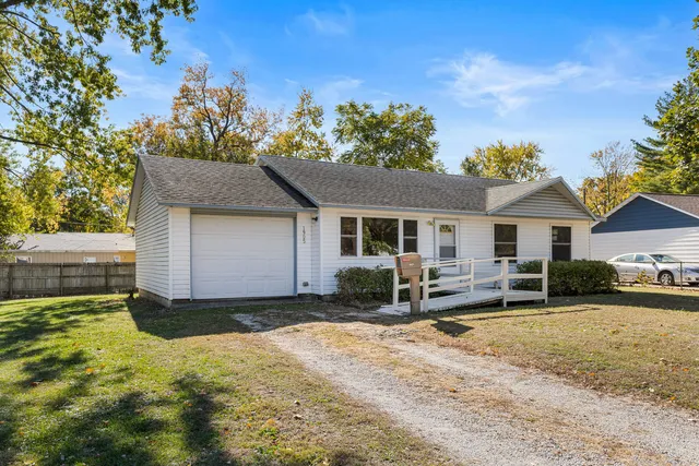 $125,000 | 1905 Rainbow View, Urbana, IL 61802