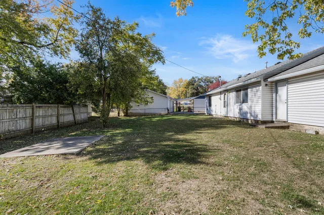 $125,000 | 1905 Rainbow View, Urbana, IL 61802