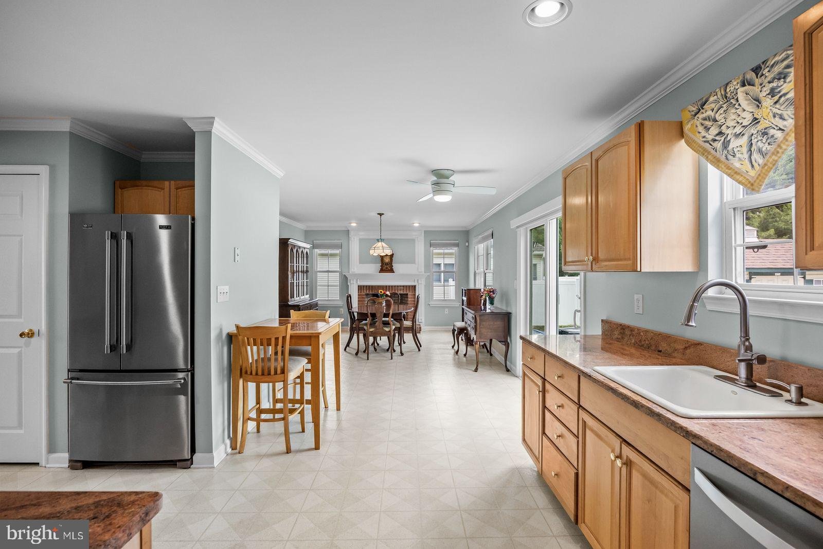 112 Sunset Drive Mount Royal, NJ 08061 - Photo 3 of 32