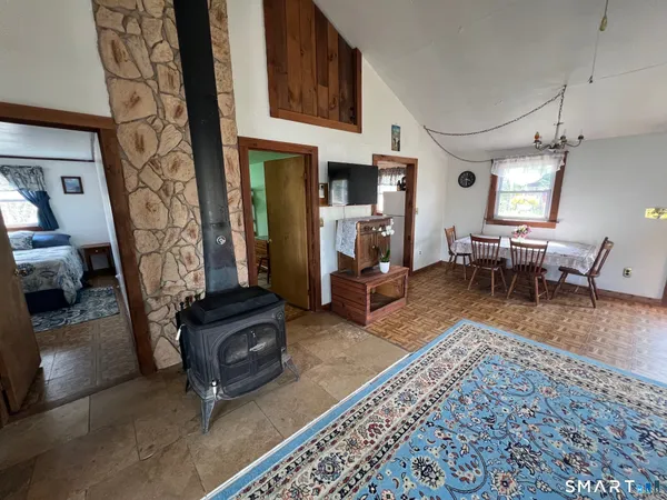 $4,000 | 389 C Wyassup Road, North Stonington, CT 06359