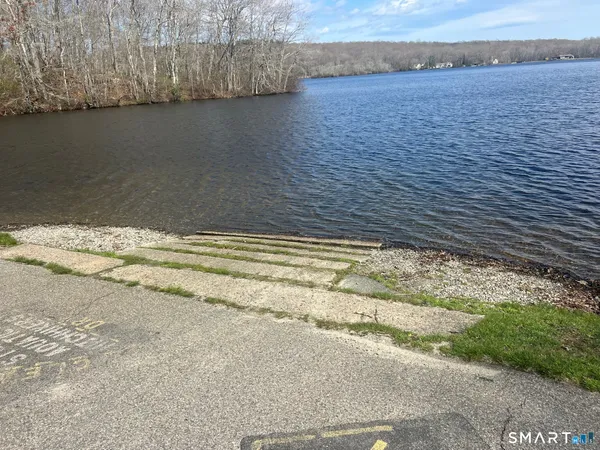 $4,000 | 389 C Wyassup Road, North Stonington, CT 06359