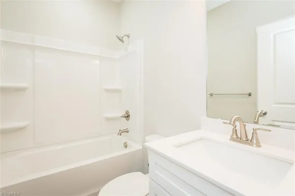 $306,999 | 1009 Fairfield Drive, Yadkinville, NC 27055