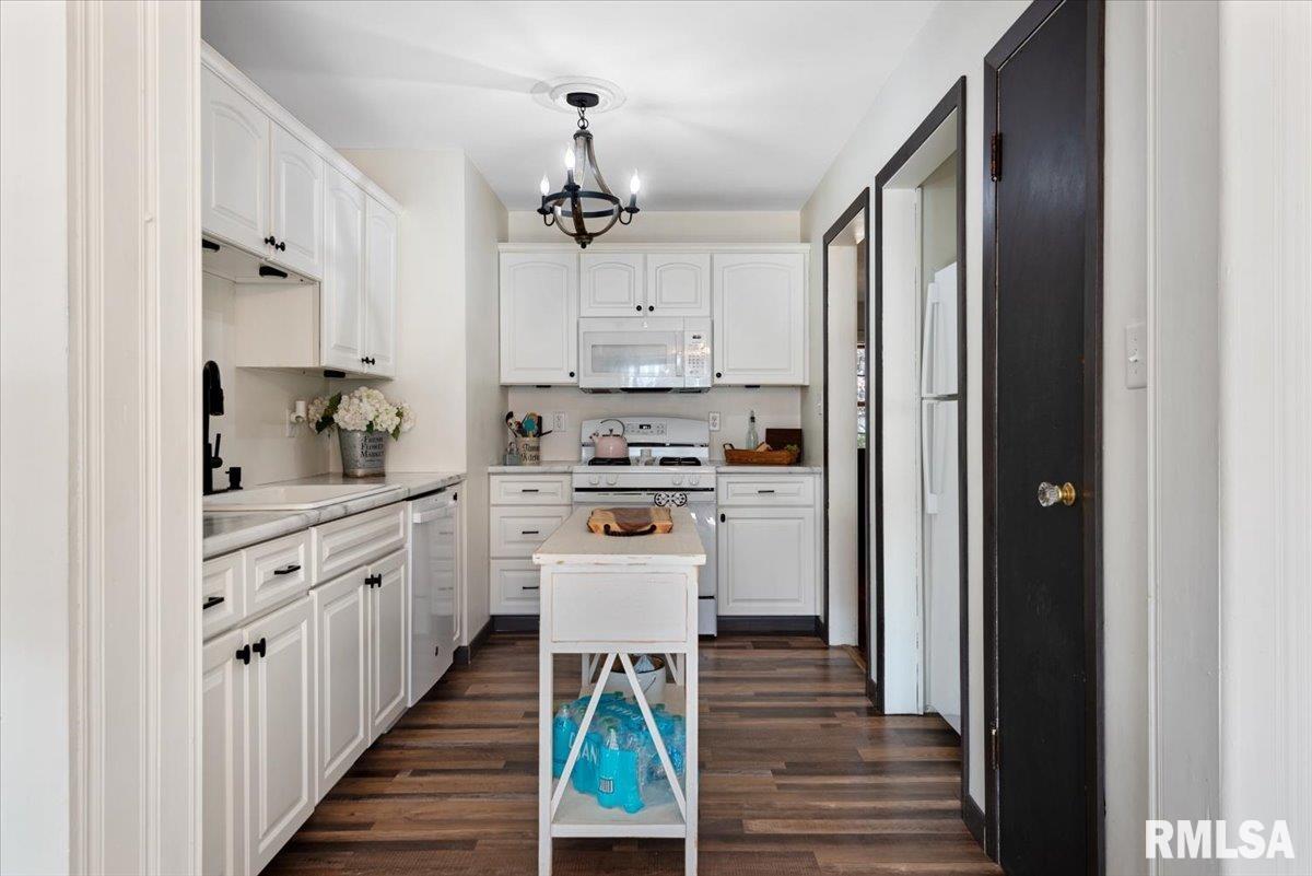 1824 South Walnut Street Springfield, IL 62704 - Photo 14 of 42