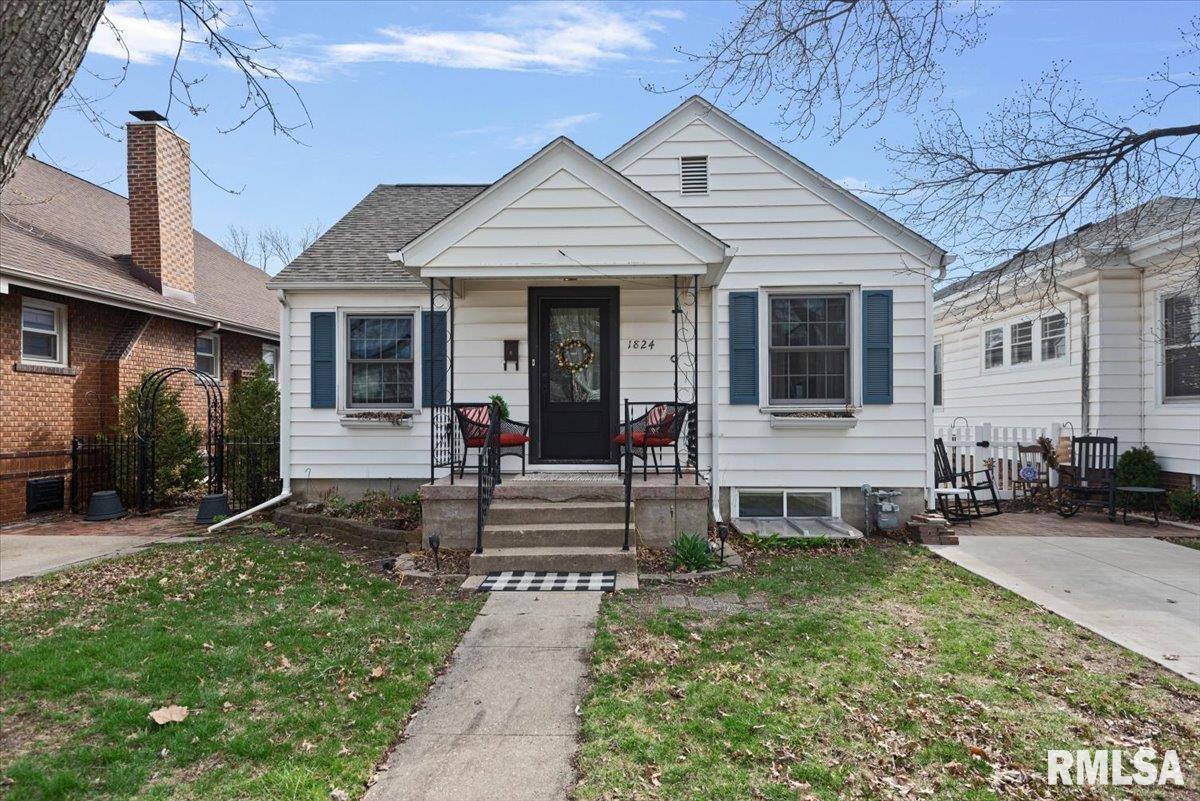 1824 South Walnut Street Springfield, IL 62704 - Photo 2 of 42