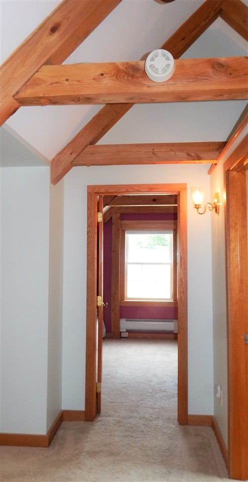 265 Bliss Road Hartford, VT 05001 - Photo 17 of 38 Gallery Image 17