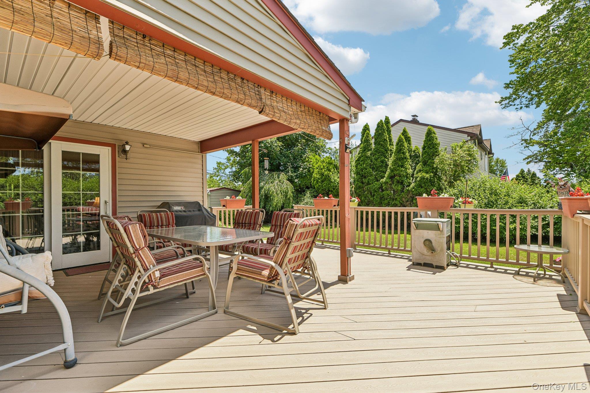 83 Coppersmith Road Levittown, NY 11756 - Photo 21 of 24