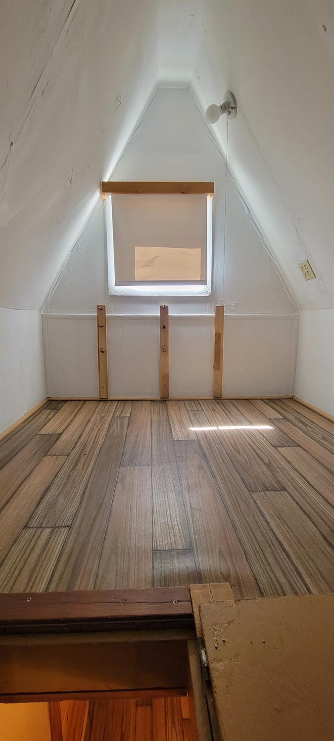 2450 White Rock Road Platina, CA 96076 - Photo 15 of 25 a view of empty room with wooden floor