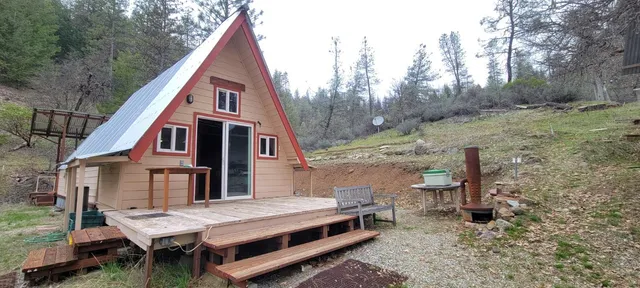 $138,400 | 2450 White Rock Road, Platina, CA 96076