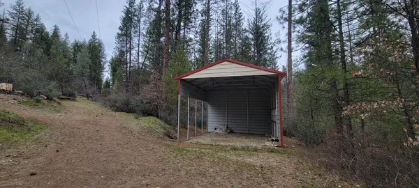 $130,000 | 2450 White Rock Road, Platina, CA 96076