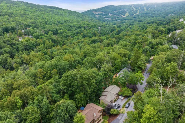 $737,300 | 258 Turkey Drive, McGaheysville, VA 22840