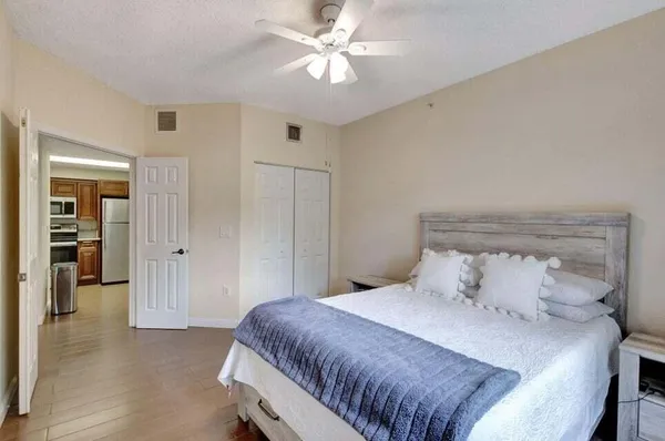 $2,350 | 2728 Anzio Court, Unit 105, Palm Beach Gardens, FL 33410