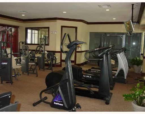 $2,350 | 2728 Anzio Court, Unit 105, Palm Beach Gardens, FL 33410