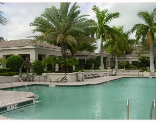 $2,350 | 2728 Anzio Court, Unit 105, Palm Beach Gardens, FL 33410