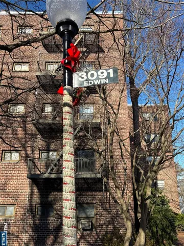 $1,650 | 3091 Edwin Avenue, Unit 5D, Fort Lee, NJ 07024