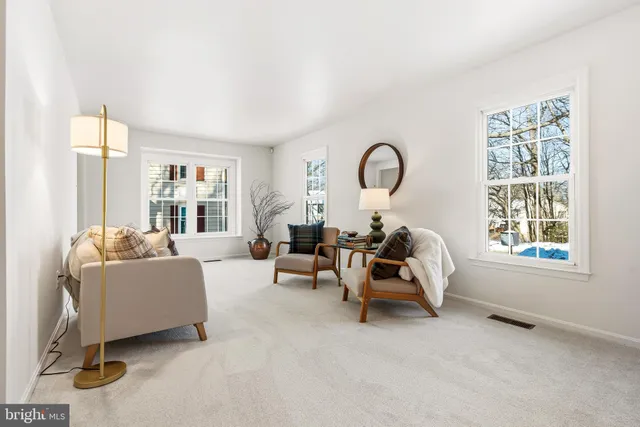 $590,000 | 7433 Spring Tree Drive, Springfield, VA 22153