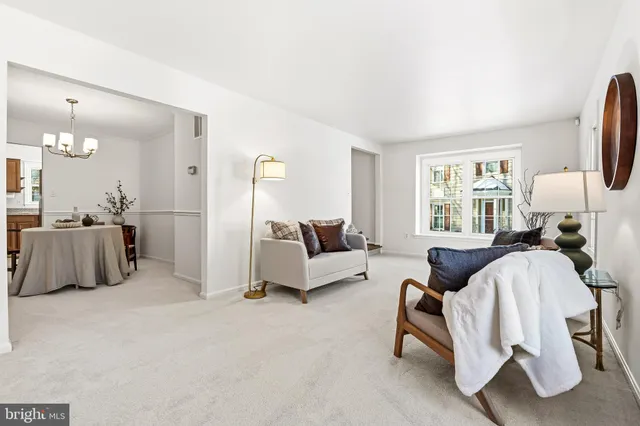 $590,000 | 7433 Spring Tree Drive, Springfield, VA 22153