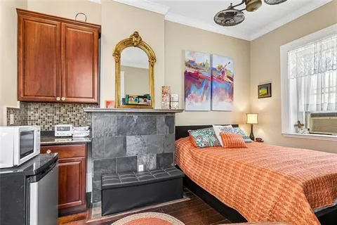 $1,795,000 | 717 Toulouse Street, New Orleans, LA 70130
