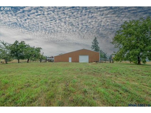 34415 Bond Road Lebanon, OR 97355 - Photo 30 of 32 a aerial view of a house